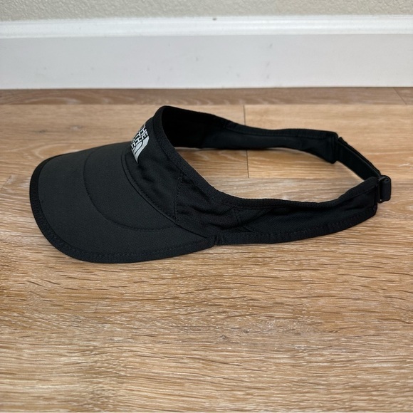 The North Face Unisex Black Adjustable Visor Hat - Picture 4 of 10